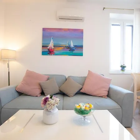 Ms 3Br Apartment Near Kolovare Beach Zadar Exterior photo