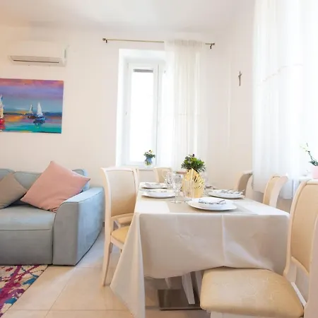 Ms 3Br Apartment Near Kolovare Beach Zadar Exterior photo