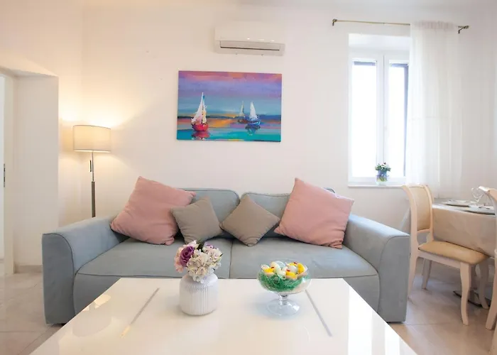 Ms 3Br Apartment Near Kolovare Beach